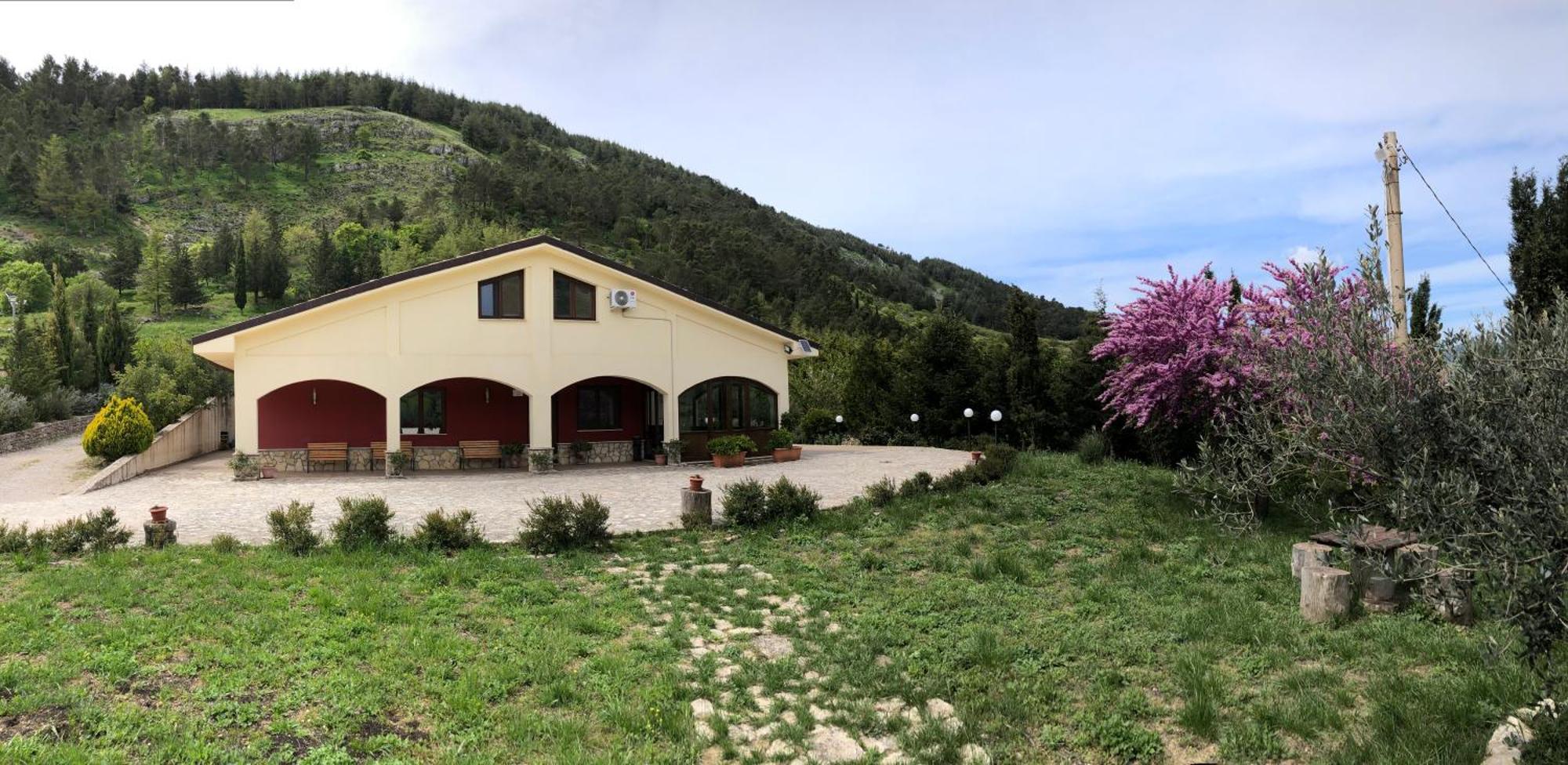 Agriturismo Serra Moneta Santo Stefano Quisquina Kültér fotó