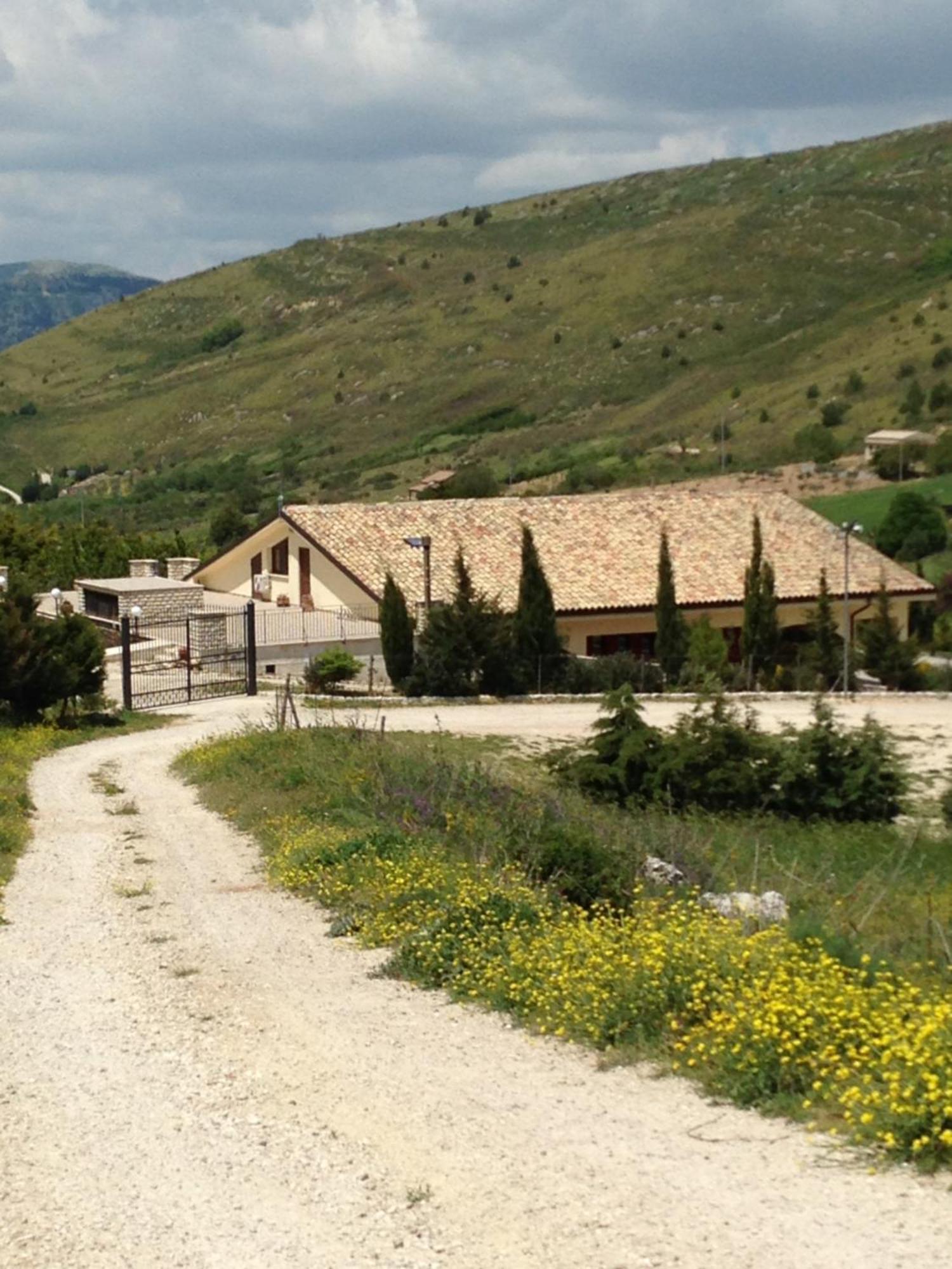 Agriturismo Serra Moneta Santo Stefano Quisquina Kültér fotó