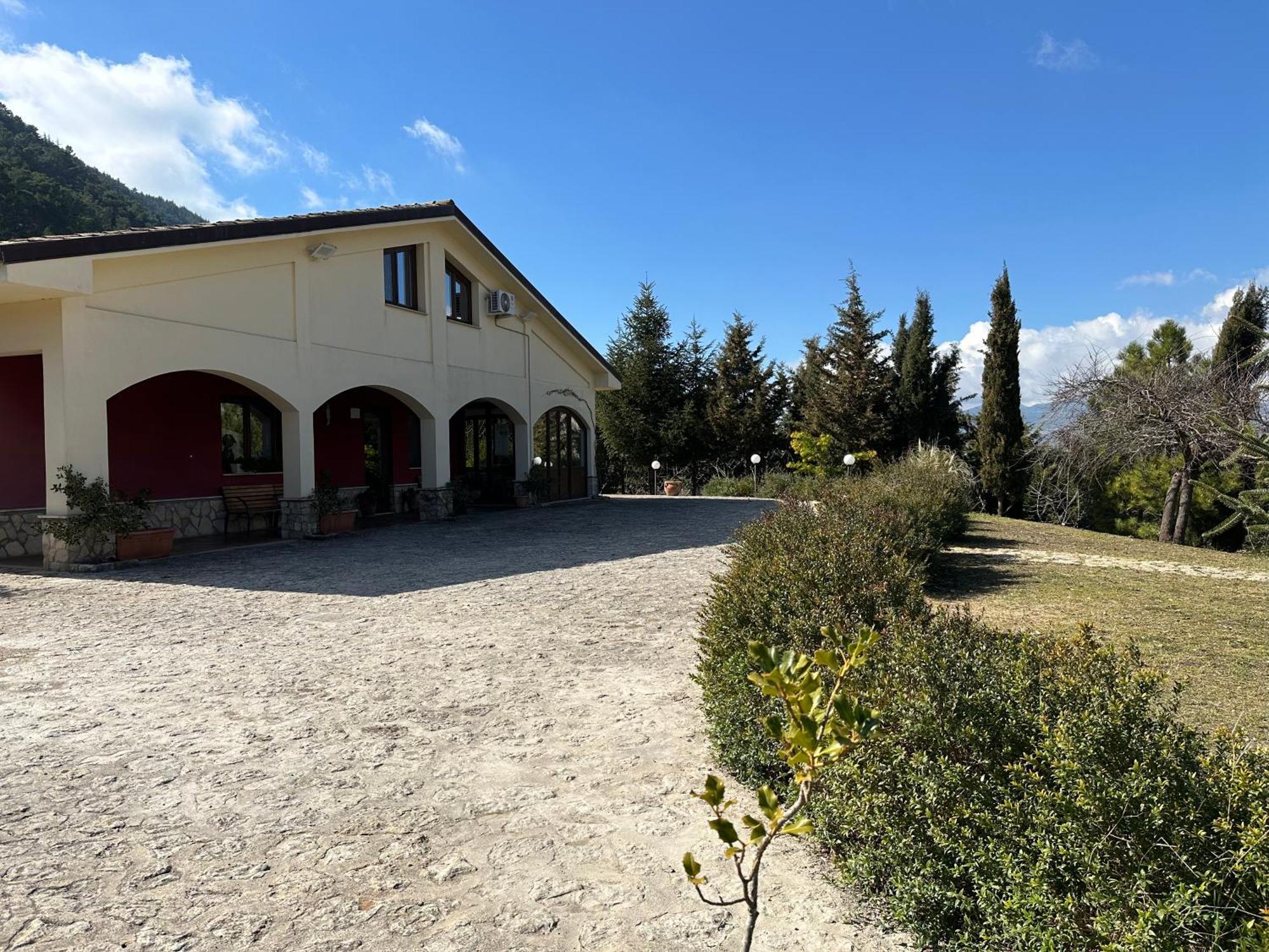 Agriturismo Serra Moneta Santo Stefano Quisquina Kültér fotó