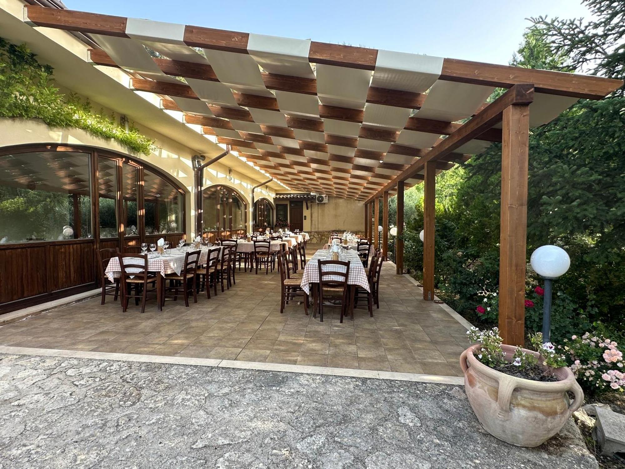 Agriturismo Serra Moneta Santo Stefano Quisquina Kültér fotó